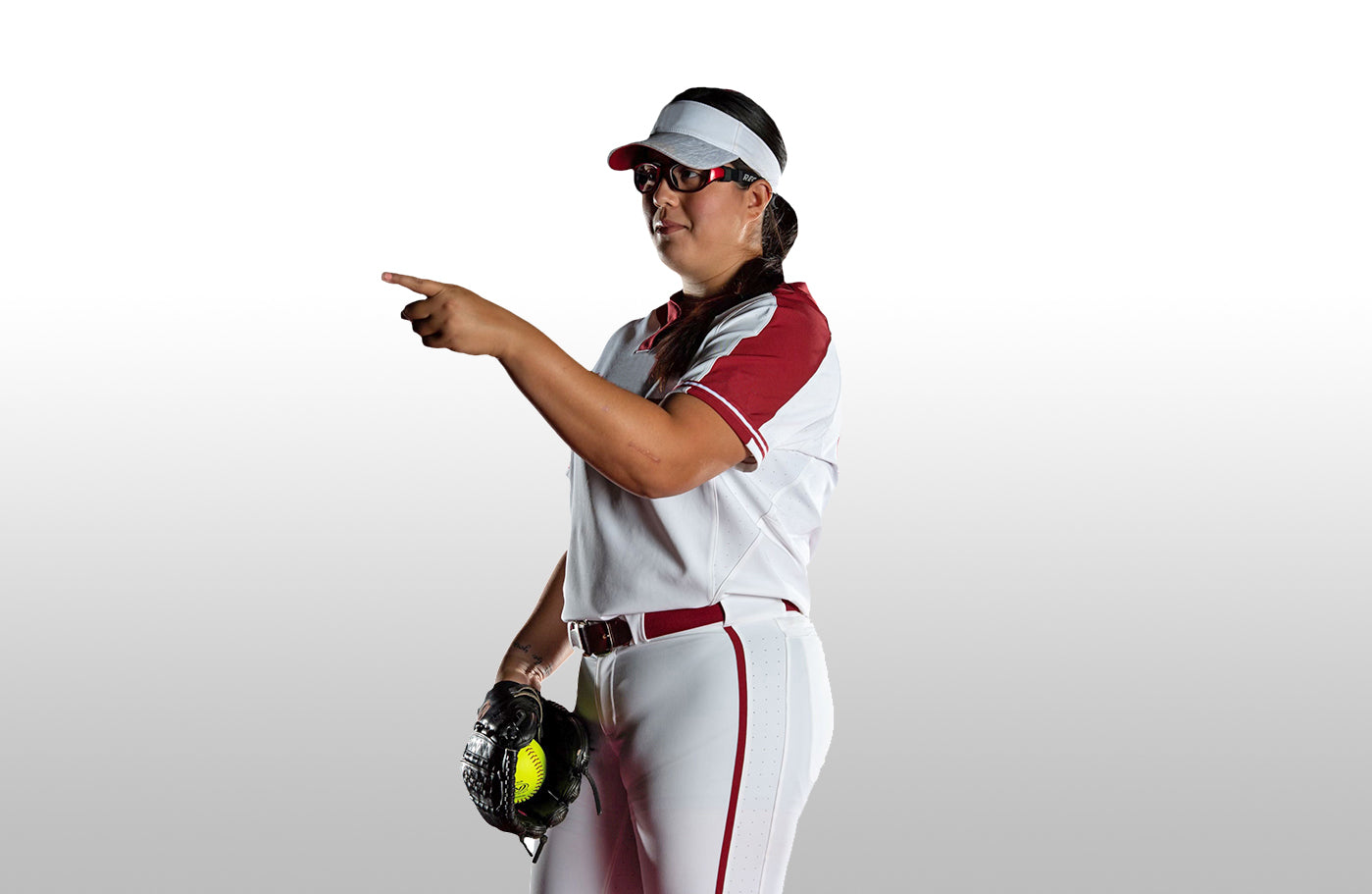 OU softball: Sooner ace Giselle Juarez has two signature moves — winning  games, wearing goggles